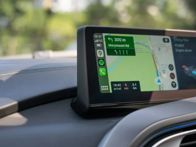 Display CarPlay / Android Auto wireless portabil, 9″